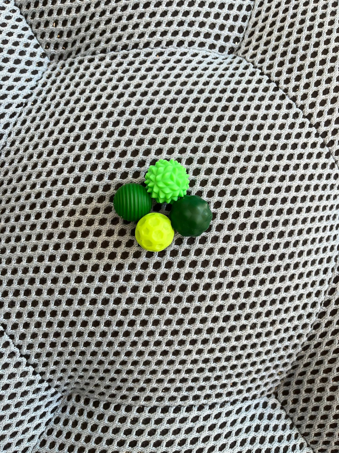 Mes Balles Sensorielles Aimantées - Sélection Maison Loupiot